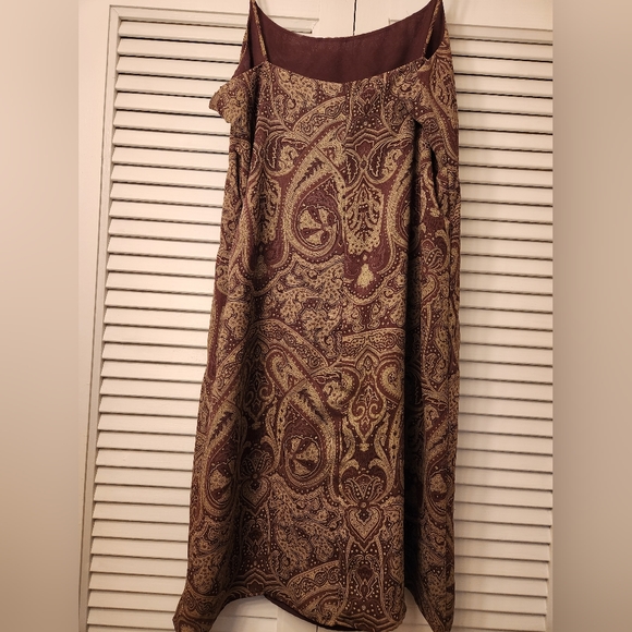 Size 8 dress, side zip, like new, Old Navy, Brown and cream patterned - Picture 3 of 4